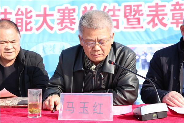 青春追梦、榜样领航—项城市中等专业学校举行2020年河南省技能大赛获奖选手奖金发放表彰大会