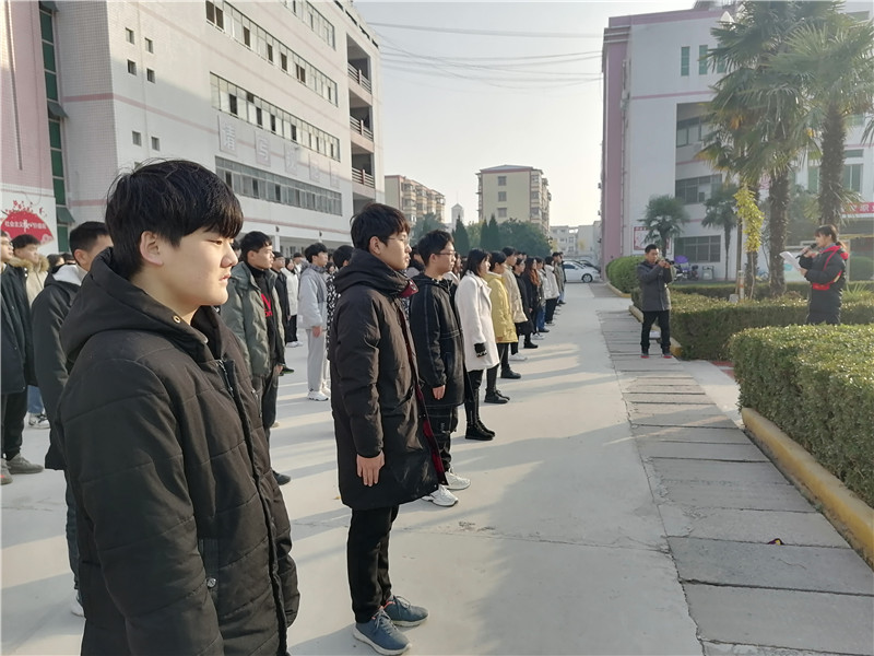 项城市中等专业学校“学宪法 讲宪法”活动总结
